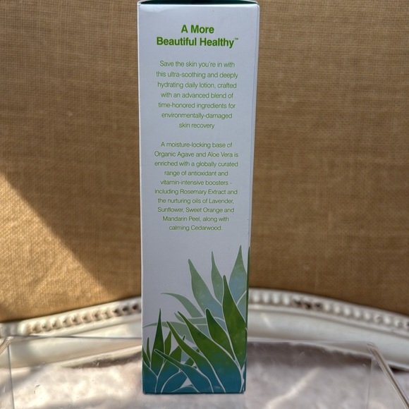 COOLA Radical Recovery Moisturizing Lotion - Picture 5 of 9